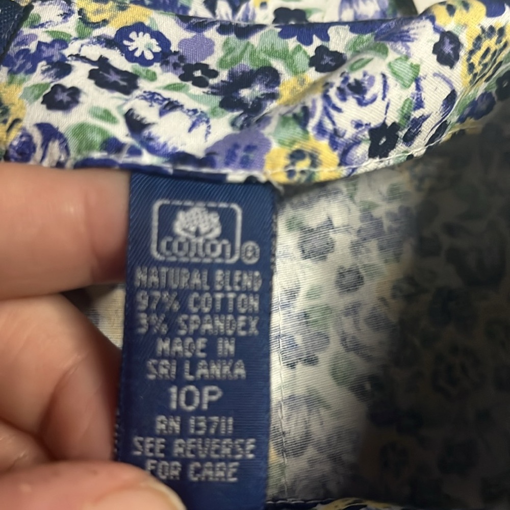 NWT Karen Scott Floral Capri Pants - Picture 6 of 8